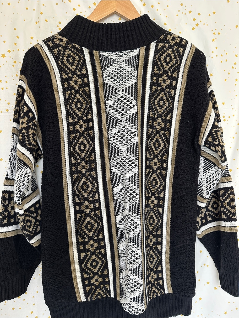 Women's Black & Cream Geometric Turtleneck Sweater